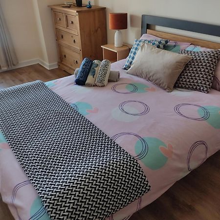 דבלין Swallows Nest - Spacious Bright Double Bedroom With Ensuite Bathroom מראה חיצוני תמונה