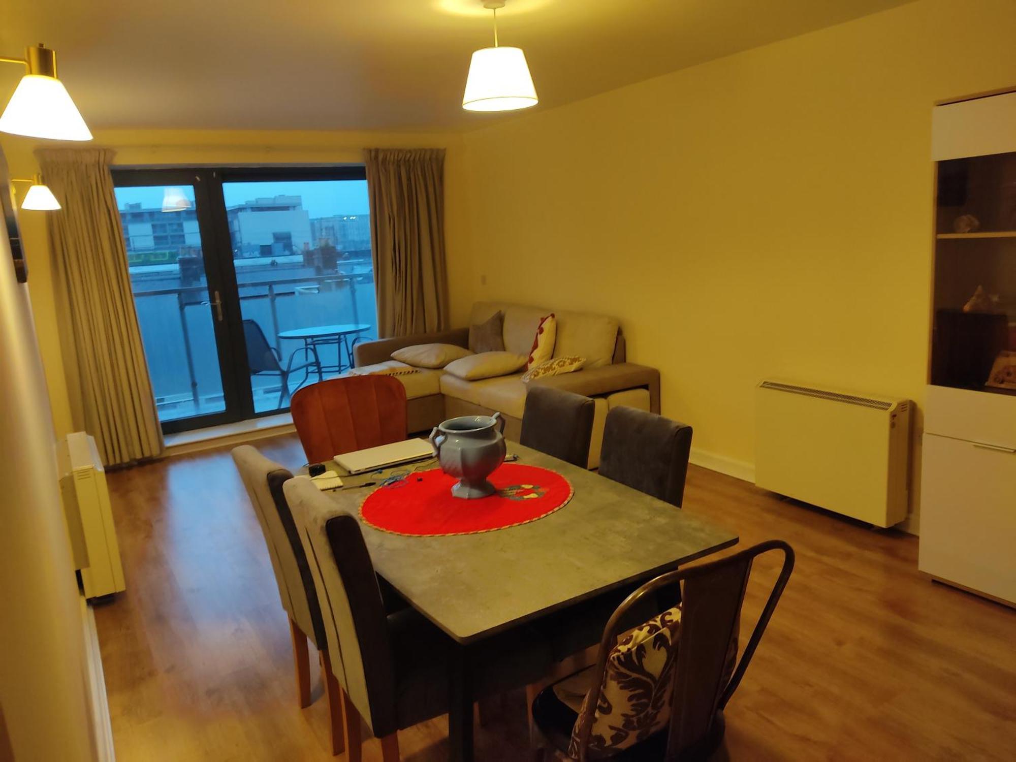 דבלין Swallows Nest - Spacious Bright Double Bedroom With Ensuite Bathroom מראה חיצוני תמונה